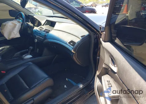 2008 Honda Accord 2.4 Ex-L z USA, uszkodzony, nr VIN 1HGCP26878A159767